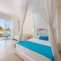 Junior Suite with Private Pool