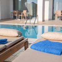 Junior Suite with Sea View and Shared Pool