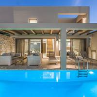 Presidential Maisonette with Private Pool 