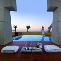 Sea Front Maisonette with Shared Pool