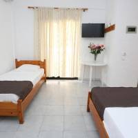 One-Bedroom Apartment (4 Adults)
