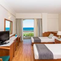 Triple Room with Side Sea View