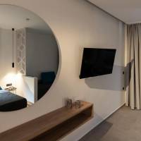 Suite with Private Pool
