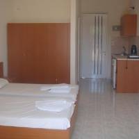 Studio (2 Adults)