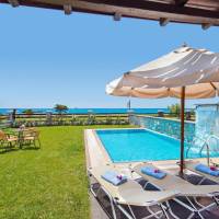 Villa With Private Pool (6 Adults)