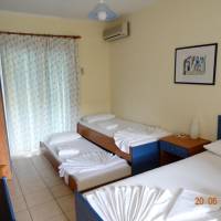 Studio (2 Adults + 2 Children)