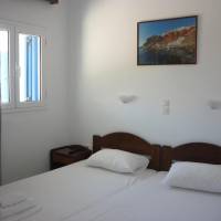 One-Bedroom Apartment (2-3 Adults)