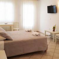 Two-Βedroom Family Αpartment with Sea View- Ground Floor 