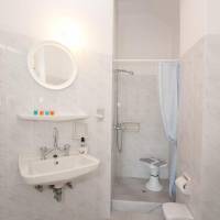Budget Triple Room Semi Basement