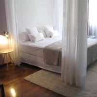 Suite (Second Floor)