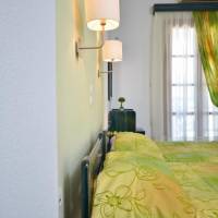 Studio (2 Adults)