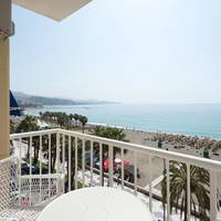 One-Bedroom Apartment with Sea Views - Pintor Martinez Virel 4A