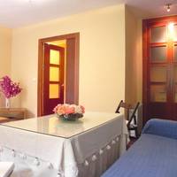 Studio (1-2 Adults) - Paseo de Reding 33