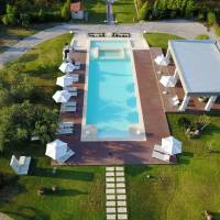 Studio Ground floor with Pool View (2 Adults)