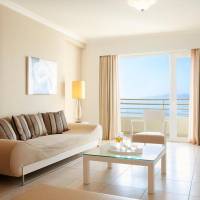 Deluxe Suite with Sea View - Seafront
