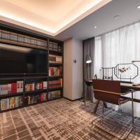 Book-Themed Room