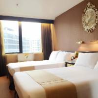 Deluxe Double Room with Two Double Beds and Garden View
