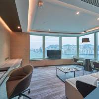 Tower Harbourview Suite