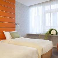 Standard Queen or Twin Room
