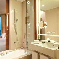 Executive Premier King Suite 