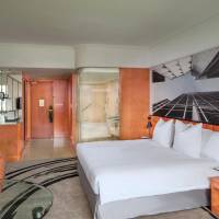 Deluxe Queen Room with City View