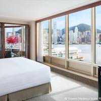 Towers Harbour Suite