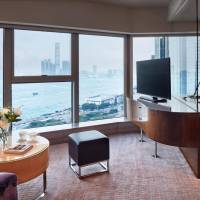 Executive One-Bedroom Suite with Harbour View