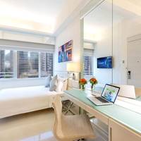 Adjoining one iSelect Premier Room and one iPlus Premier Room
