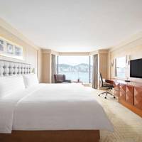 Horizon Club Harbour View King Room with Horizon Club Benefits