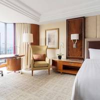 Horizon Club Side Harbour View King Room with Horizon Club Benefits