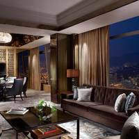 Carlton Suite with  Victoria Harbour and Skyline view