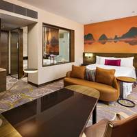 Standard King Room with Garden View - High Floor