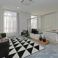 Apartment with views to the Constitution Square (3 Adults)