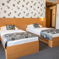 Twin Room with Private Bathroom