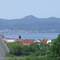 One-Bedroom Apartment with Sea View (4 Adults)