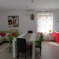 Comfort Two-Bedroom Apartment with Sea View and Balcony