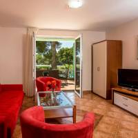 Two-Bedroom Apartment with Terrace and Sea View