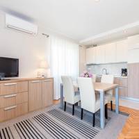 One-Bedroom Apartment (2 - 4 Adults)