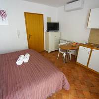 Studio with Balcony (2 Adults)