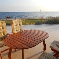 One-Bedroom Apartment with Terrace and Sea View