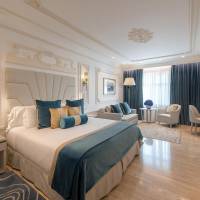 Deluxe Double or Twin Room (2 Adults + 2 Children) 