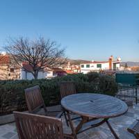 One-Bedroom Apartment with Terrace and Garden View