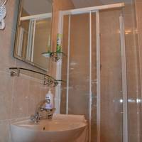 One-Bedroom Apartment with Balcony, Garden View and Pool View 2