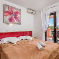 Triple Room with Balcony and Sea View