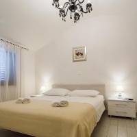 One-Bedroom Apartment (4 Adults) - Domilijina Street
