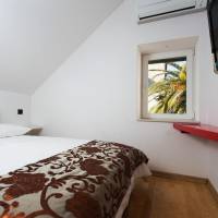 Comfort Two-Bedroom Apartment - 12 Frane Petrića Street