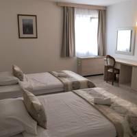 Suite (4 - 5 Adults)