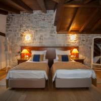 Family Duplex Room with Old Town View