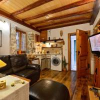 One-Bedroom Apartment (2 Adults)