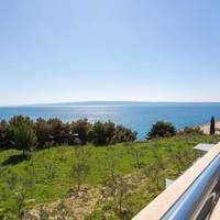 One-Bedroom Apartment with Balcony and Sea View
